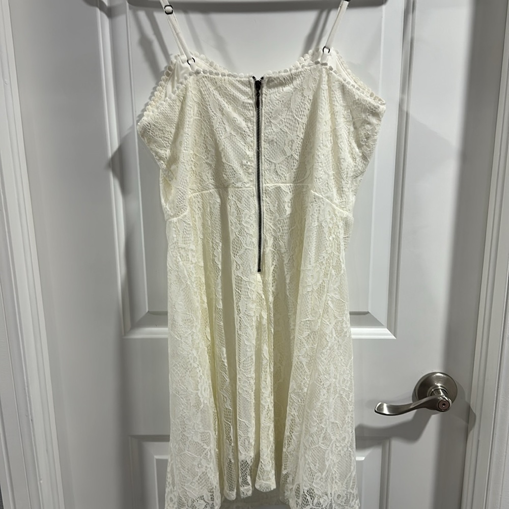 Xhilaration Lace Summer Dress - Picture 8 of 11